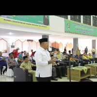390 Jemaah Haji Kloter Pertama Debarkasi Jakarta Pondok Gede Tiba di Tanah Air