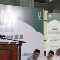 Sambut Bulan Suci Ramadhan, Program Bersih-Bersih Masjid Kembali Diselenggarakan