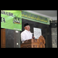 Pengarahan Kakanwil Dalam Kegiatan Sosialisasi Anti Hoax dan Radikalisme di MAN 8 Jakarta