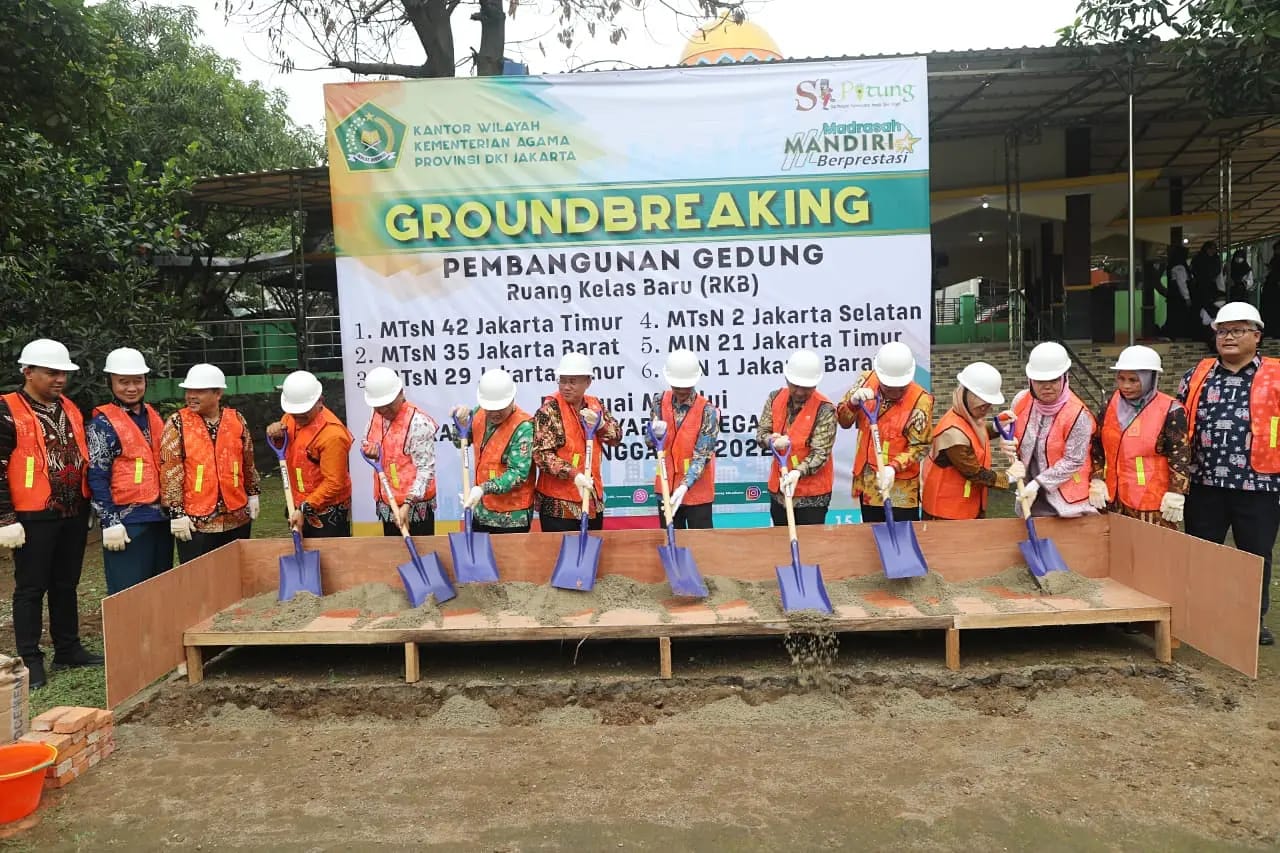 Peletakan Batu Pertama Pembangunan Gedung Madrasah Berbiaya SBSN TA.2022