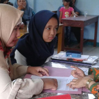 MTsN 35 Jakarta Serahkan Laporan Hasil Belajar Tengah Semester (LHBTS)