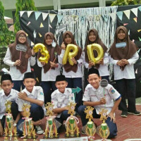 Ekskul PMR MTsN 31 Jakarta Raih 6 Piala pada Ajang Tahunan SMA Negeri 103 Jakarta 