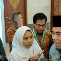 Jurnalistik MAN 22 Jakarta Berkesempatan Wawancarai Menag Fachrul Razi