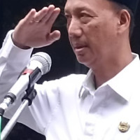 Pimpin Upacara Penghormatan Bendera Merah Putih dan Do'a,  Mukhobar :  Komitmen dan Ketaatan Sebagai Abdi Negara