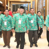 Kanwil Kementerian Agama Provinsi DKI Jakarta Launching Seragam Dinas