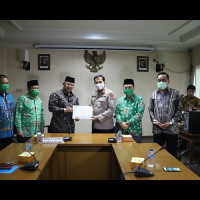 Sinergitas Kanwil Kemenag DKI Jakarta Dan Polda Metro Jaya, Kepala Kanwil Berikan Penghargaan