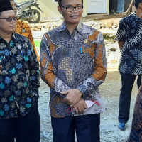 Kemenag Salurkan Bantuan Rp1,95 Miliar untuk Rehab 54 Masjid Dan Musala Terdampak Gempa Sumbar 