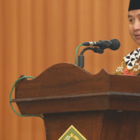 Jemaah Haji Kloter Pertama Embarkasi Jakarta Bertolak ke Arab Saudi