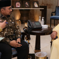 Bertemu Gubernur Makkah, Menag Sampaikan Kebijakan Penyiapan Jemaah Umrah Indonesia