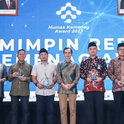 Kanwil Kemenag DKI Jakarta Raih Dua Penghargaan Humas Award 2023