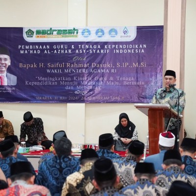 Ini Pesan Wamen Saat Kunjungan Ke MTsN 41 Al-Azhar Asy Syarif