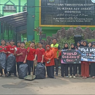 Happy World Cleanup Day, Kamad MTsN 41 Jakarta : Jaga Kebersihan dan Kelestarian Lingkungan