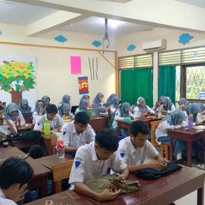 Persiapkan Siswa Hadapi UTBK, MAN 11 Jakarta Gelar Try Out Bersama Ruang Guru