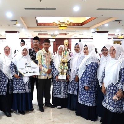 Penyerahan Hadiah Lomba Majlis Taklim tingkat Kota Administrasi Jakarta Selatan