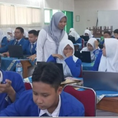 Giat UKBI Adaptif  Merdeka di MTsN 6 Jakarta