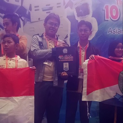 Usung Tema Sustainability, Tim Robotik MAN 1 Jakarta Raih Juara Excellent 6 Harapan 1 Tingkat ASEAN