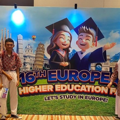 Menggapai Mimpi Mendunia, Siswa MAN 11 Jakarta Dapatkan Informasi Studi di Eropa di EHEF 2024