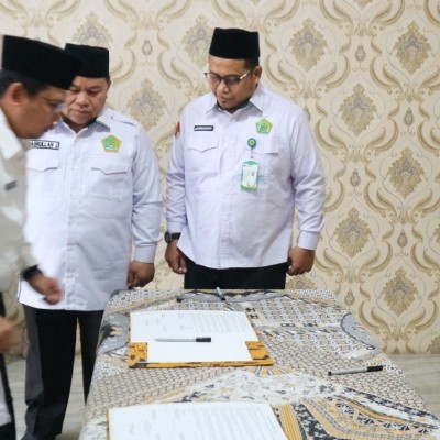 Zulkarnain Pimpin Sertijab Kasi Bimas Islam Dan Penyelenggara Buddha