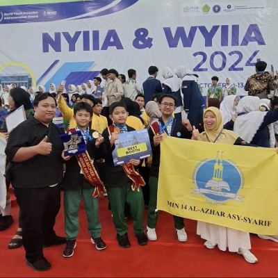 Tim Riset GOLDENWIZZ Meraih Gold Medal pada WYIIA 2024