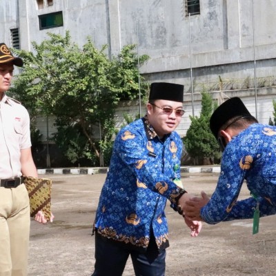 Pimpin Upacara HUT KORPRI, Zulkarnain Bacakan Pesan Presiden Terpilih