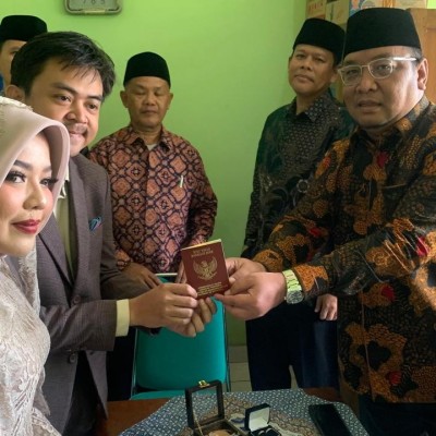 Yunus Hasyim Pastikan Pelayanan Pernikahan di KUA Pesanggrahan Lancar dan Profesional