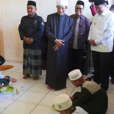 Tinjau Simulasi MBG bagi Santri, Menag: Tidak Ada Beda, Semua Dapat Makan Gratis