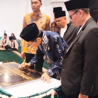 Resmikan Operasional Masjid Kanwil, Menag Jelaskan Hakikat Makna Masjid Dan Sujud