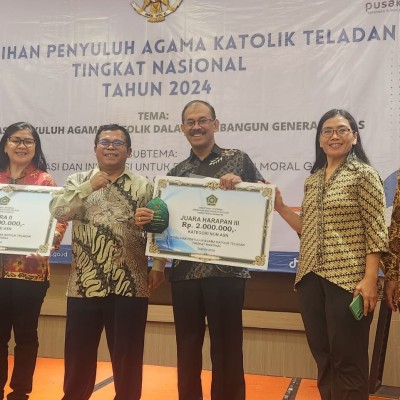 Damiana, Raih Juara 1 Penyuluh Agama Katolik Teladan Kategori ASN Tingkat Nasional