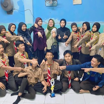 Ambalan MAN 22 Jakarta Raih Juara 3 Lomba Paten Tandu Putri Tingkat Kwartir Ranting Cengkareng