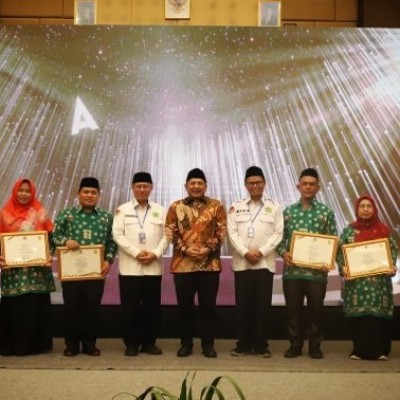 MTsN 41 Al Azhar Asy Syarif Jakarta Raih Penghargaan Humas Award Tingkat Kanwil Kemenag DKI Jakarta