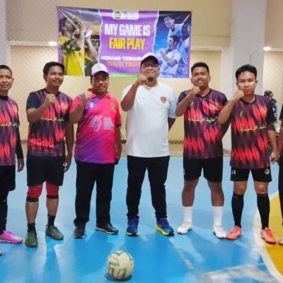 Tim Futsal MTs Ar-rasyidiyyah Runner Up Di Turnamen Futsal HAB Ke-79