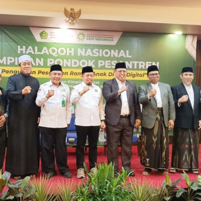 Buka Halaqoh Nasional Pimpinan Pesantren, Basnang Said : Negara Harus Hadir Mencukupi Kebutuhan Pesantren