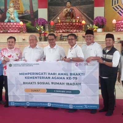 Kunjungi Vihara Silaparamita,  Zulkarnain Sambut Kakanwil Kemenag DKI Jakarta