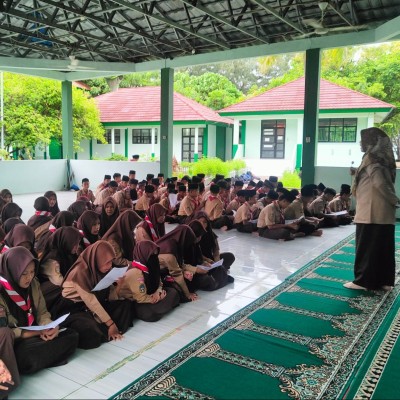 Pembiasaan Pembacaan Asmaul Husna di MTsN 26 Kepulauan Seribu