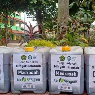 Dari Minyak Jelantah Menuju Perubahan: Aksi Peduli Lingkungan MTsN 29 Jakarta