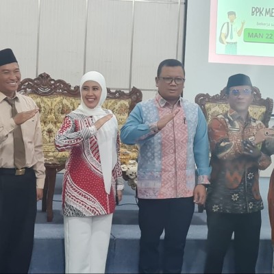 BPK Mengajar di MAN 22 Jakarta Membangun Generasi Pemimpin Sholeh dan Berprestasi