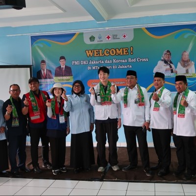 Kunjungan Delegasi Red Cross Korea Pererat Kerjasama Kemanusiaan dengan MTsN 23 Jakarta Selatan