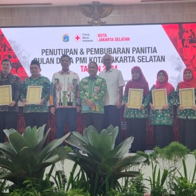 MTs Negeri 41 Al Azhar Asy Syarif Jakarta meraih Peringkat Pertama perolehan hasil bulan dana PMI 2024