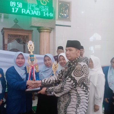 FKMT Kecamatan Cakung Juara Umum Lomba Islami