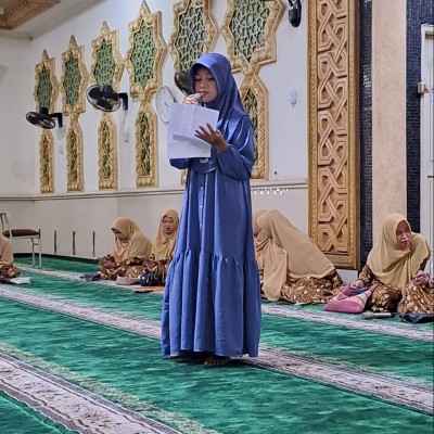 MTsN 26 Kepulauan Seribu Ikuti Remaja Masjid, Yumna : Tampil Muhadhoroh