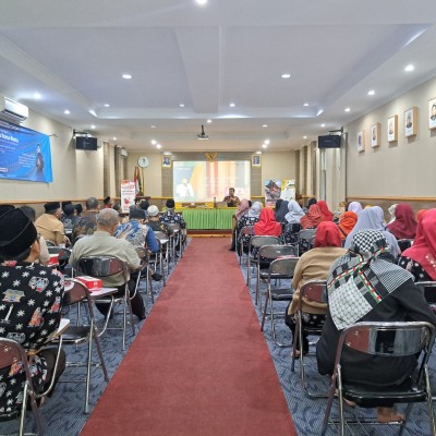 MAN 4 Jakarta Selatan Gelar Pelatihan Motivasi Untuk Guru bertajuk "Guru Inspiratif, Guru di Atas Rata-Rata"