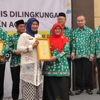 MTs Negeri 14 Jakarta Timur Dinobatkan Sebagai Juara 1 Pengumpul ZIS Terbaik dan Teraktif