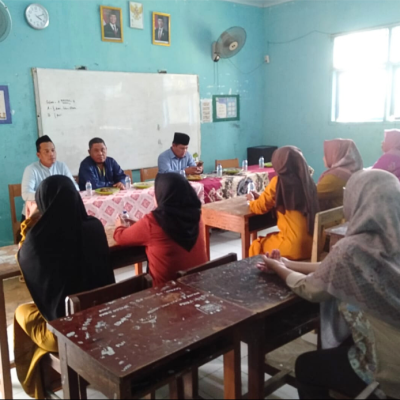 Kepala Kantor Kemenag Kepulauan Seribu Kunjungi Madrasah di Pulau Harapan dan Pulau Kelapa