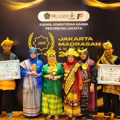 MTsN 41 Al-Azhar Asy-Syarif Jakarta Raih Dua Penghargaan dalam Jakarta Madrasah Award 2025