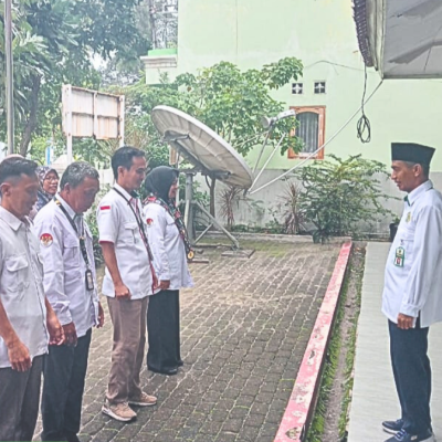 Meningkatkan Semangat dan Koordinasi: Apel Senin Pagi Kemenag Kepulauan Seribu Berlangsung Khidmat