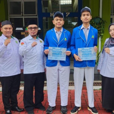Siswa MAN 7 Jakarta mengikuti Semifinal Olimpiade Electra 14 Tingkat Nasional Institut Teknologi Sepuluh Nopember Surabaya