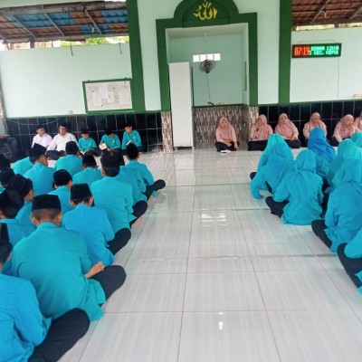 Sambut Ramadhan, MTsN 26 Kepulauan Seribu Gelar Tradisi Ruwahan