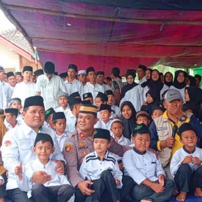 Kepala Kantor Kemenag Dampingi Plt. Bupati Kepulauan Seribu Dalam Santunan Anak Yatim