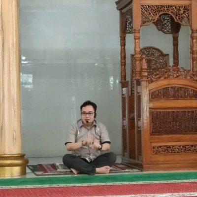 Zulkarnain Pimpin Salat Dzuhur dan Sampaikan Kultum Ramadhan