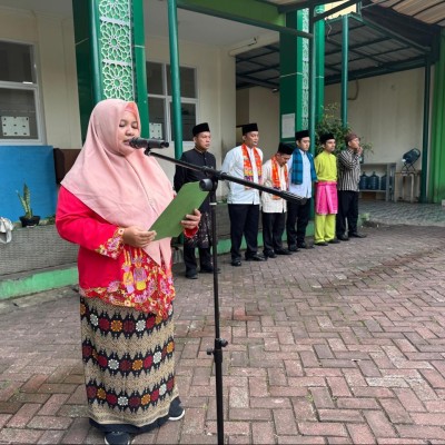 Hardiknas 2025: Semangat Mencerdaskan Kehidupan Bangsa di MIN 14 Al-Azhar Asy-Syarif